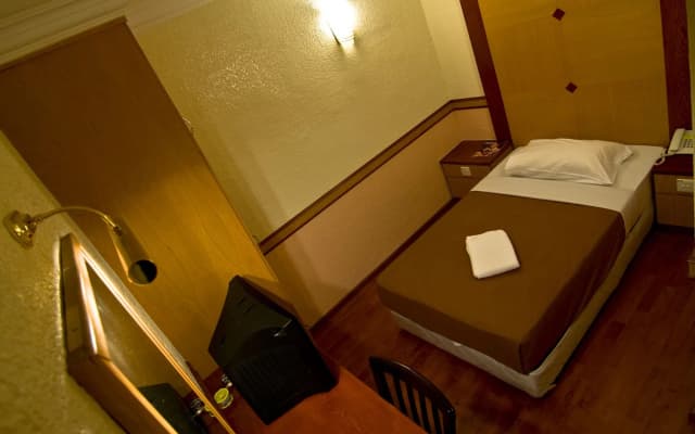 Flora Place Hotel - photo 3