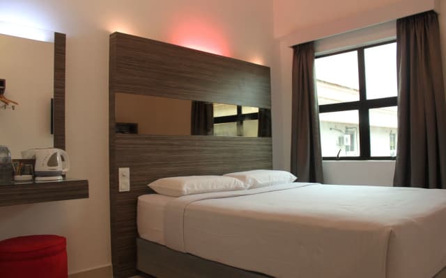 Time Hotel Kuchai Lama - photo 3