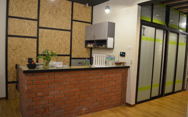 Sleepbox Hotel - Hostel - photo 3
