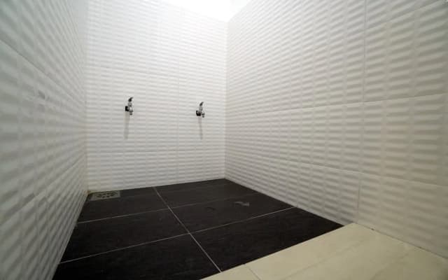 Crystal Garden Hotel (Seri Kembangan) - photo 5