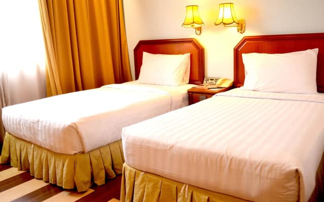 Hotel Sandakan - photo 2
