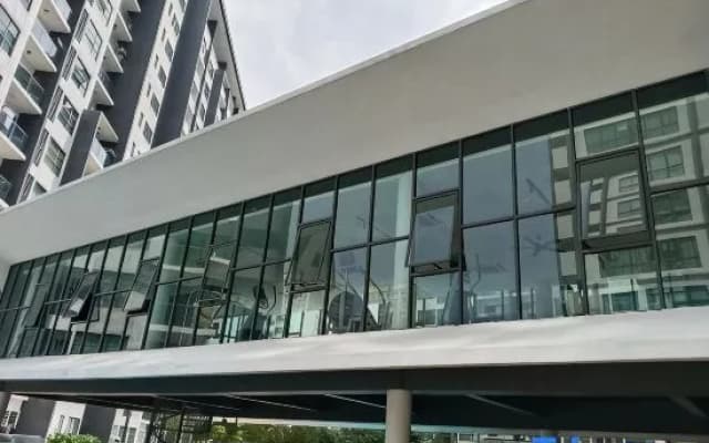 2pax Studio@Zeva/Near UPM/MRT/Aeon with Desk&TV - photo 3