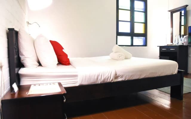 ZEN Rooms Lebuh Campbell - photo 5