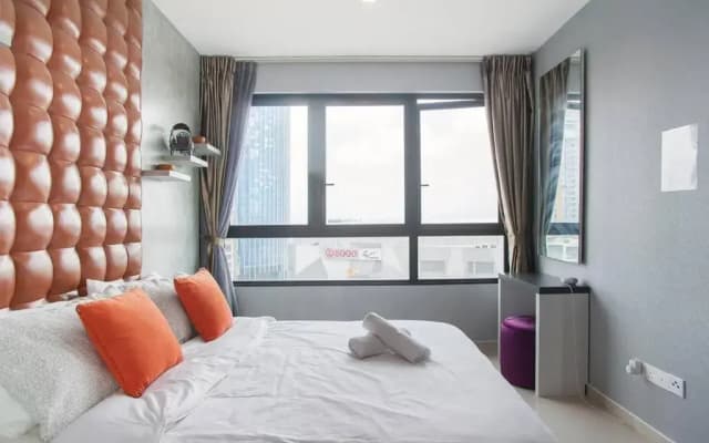 iCity 1Bedroom Apt Near Mall FREE PARKING & WIFI - photo 5