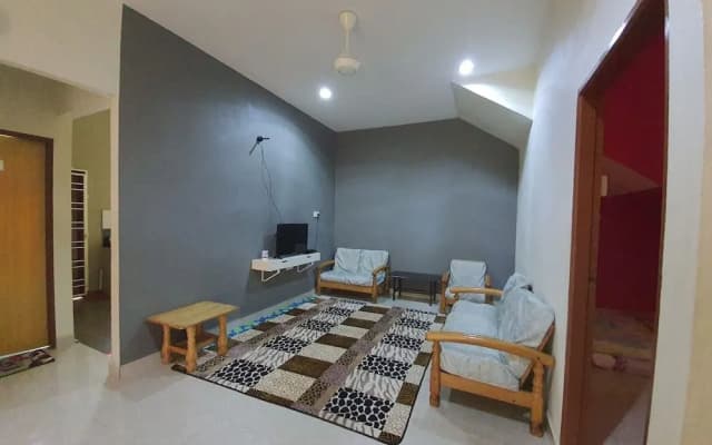 OYO HOME 90280 Darussalam Homestay - photo 4