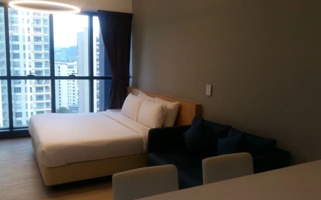 M City Service Suite - photo 5