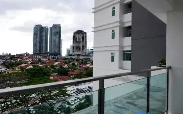 TriTower Suites Johor Bahru Near JB CIQ, JBCC & Capri - photo 4