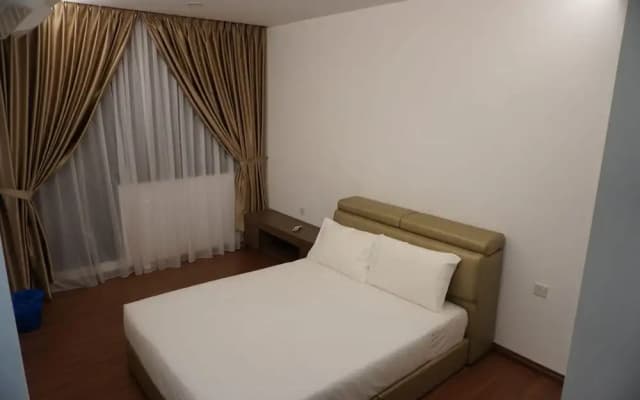 Luco Apartments Viva City Megamall - photo 2