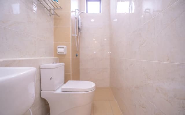 OYO Home 90401 D' Summit Residence YML 2108 - photo 4