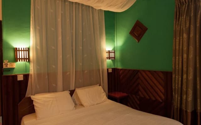Sepilok Jungle Resort - photo 2