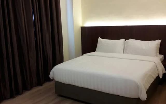 Place2Stay Business Hotel @ Emart Riam - photo 5
