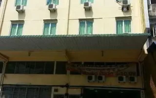 SP Hotel - photo 2