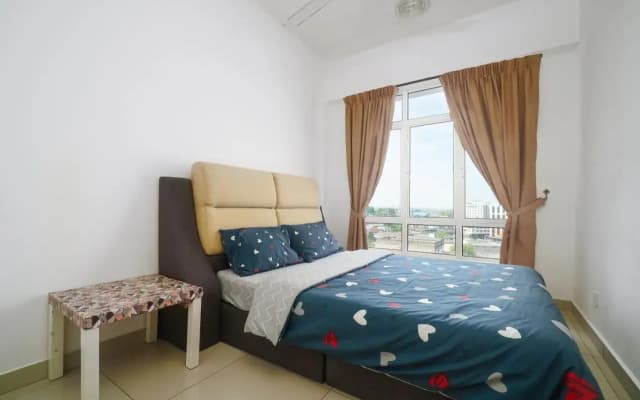 Lovely 2Br Majestic Condo 6 Pax Pool View - photo 3
