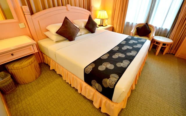 Emerald Puteri Hotel - photo 4