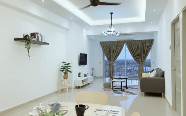 Jyuraku homestay 聚乐屋民宿 The venus sitiawan - photo 4