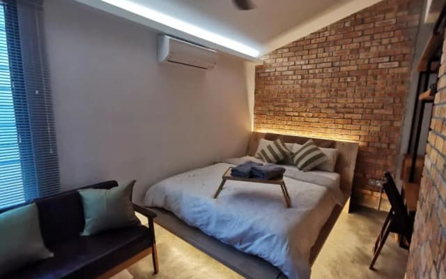 GENIEHOME No10 CLASSIC HOME 5BR6B free Wifi at SS2 PJ - photo 2