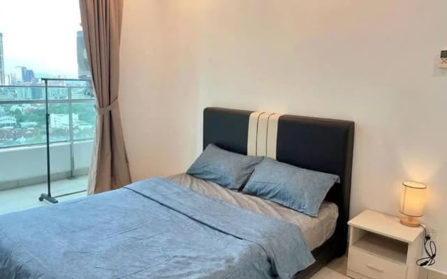 A Modern 6pax Luxury Suite Penang - photo 4