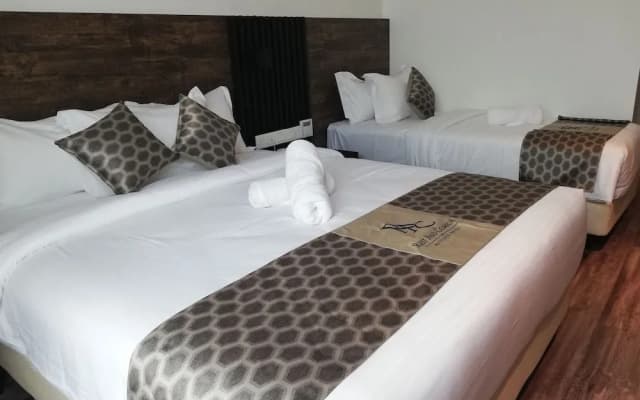 Rest and Comfort Boutique Hotel - photo 3