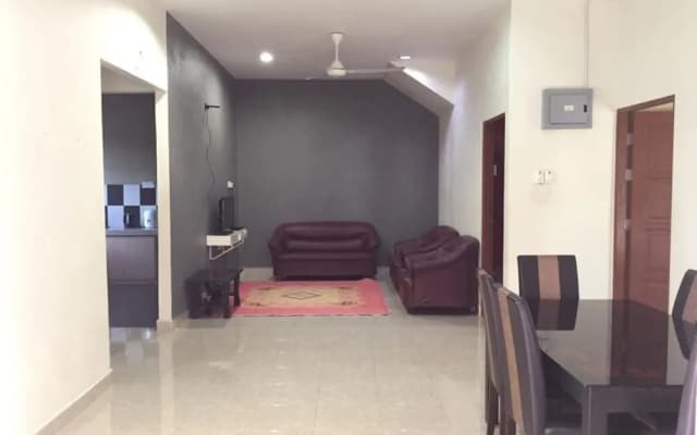 OYO HOME 90280 Darussalam Homestay - photo 5