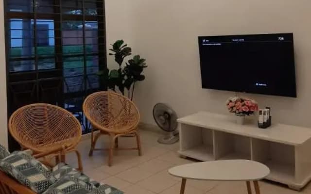 Holiday Villa Famosa - photo 4