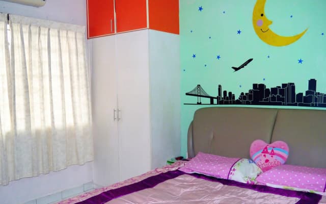 Little Family Homestay - photo 4