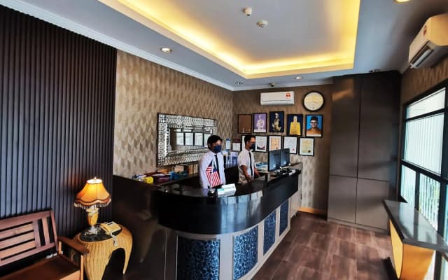 Goodhope Hotel Shah Alam - photo 2