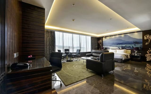 Horizon Hotel - photo 2