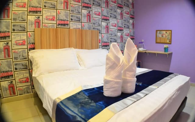 Hotel Zamburger Subang Jaya - photo 2