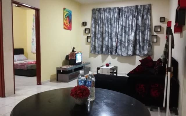 Sweet Angkasa Homestay - photo 4