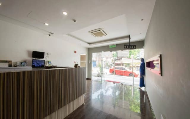 OYO Rooms Sentul KTM Station - photo 4