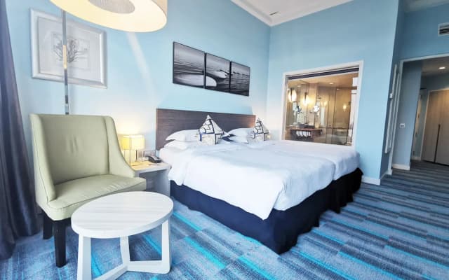 Thistle Johor Bahru Hotel - photo 3