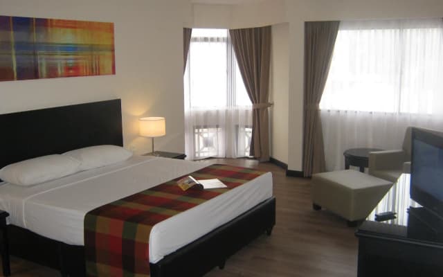 Grand Dormani Rajah Court Hotel - photo 2