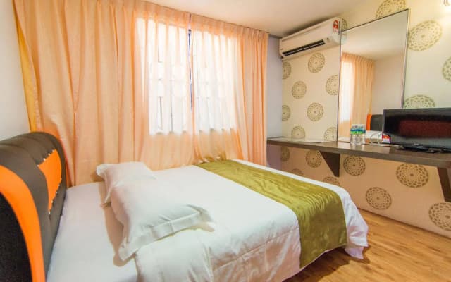 TKL Hotel - photo 4
