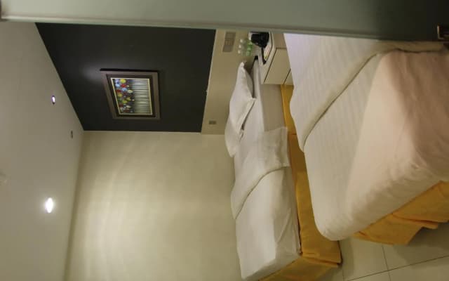 Putra One Avenue Hotel - photo 3