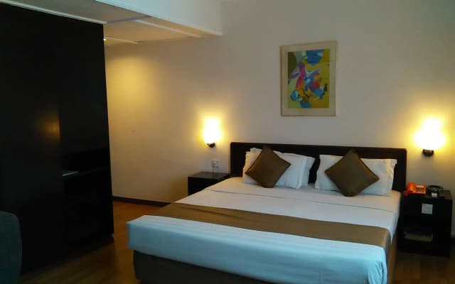 Telang Usan Hotel - photo 3