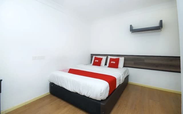 River Inn by OYO Rooms - photo 3