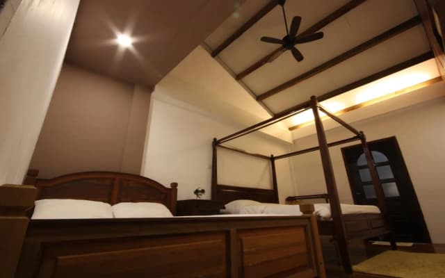 Pavilion Coffee Guesthouse - photo 5