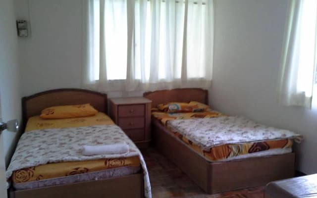 Sunshine @ Bayu Emas Apartment - photo 4