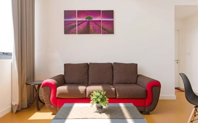 The Hub Signature Suites at SS2 - photo 4
