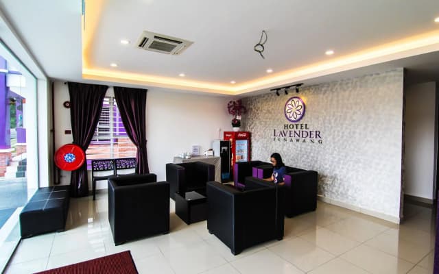 Hotel Lavender Senawang - photo 2
