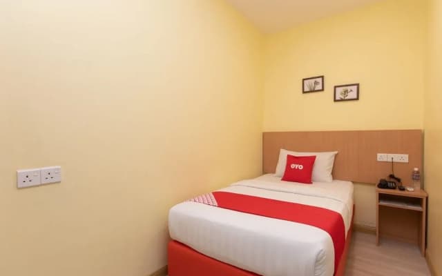 OYO 89344 Labuan Avenue Hotel - photo 4