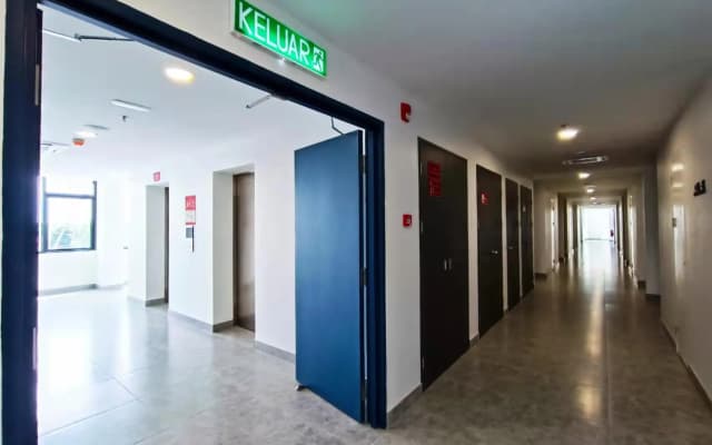 Starlink Hotel - photo 2