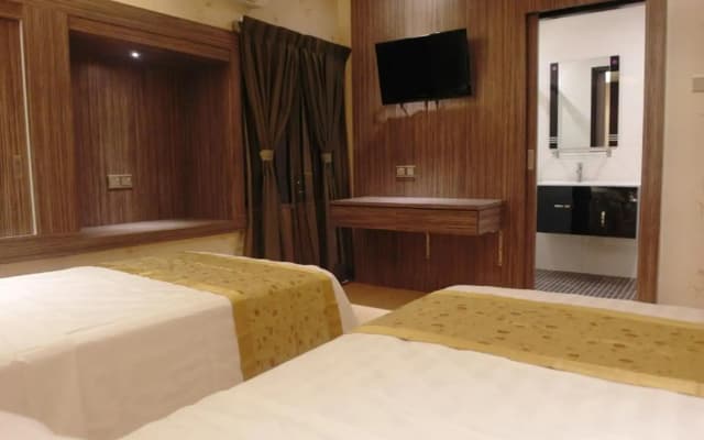 Mandarin Hotel - photo 4