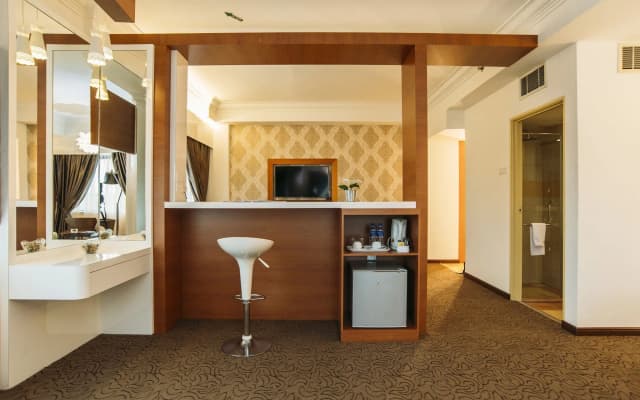 MITC Hotel - photo 5