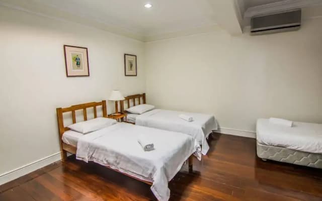 Marina Travellers Suite @ Marina Court Resort Condo - photo 4