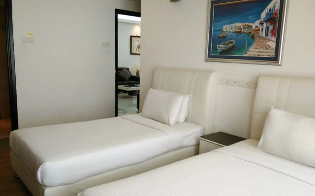 Times Private Serviced Suites - photo 3