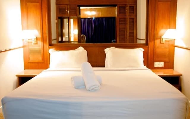 Homestay in Amber Court - photo 2