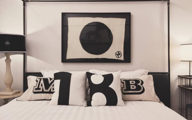 M Boutique Station 18 - photo 2