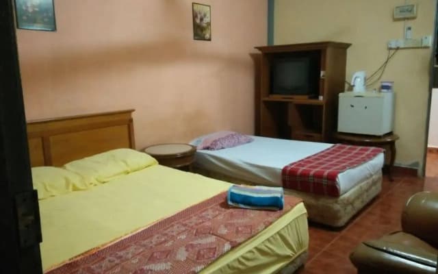 Chenang Lodge Motel - photo 2