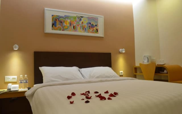 Hotel Asia - photo 3